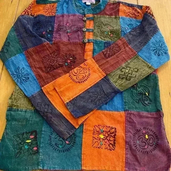 Shop Holic Women's Nepal Cotton Patchwork Handmade Shirt medium oversized - Picture 3 of 13